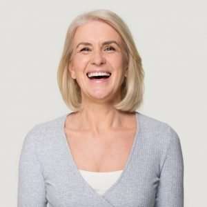 femme-rire-sourire