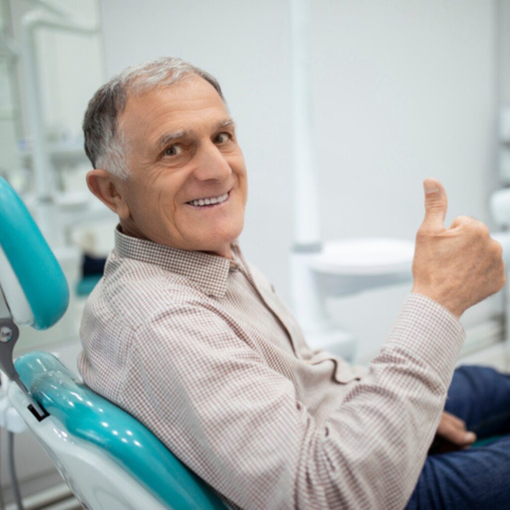 dentist-with-patient5