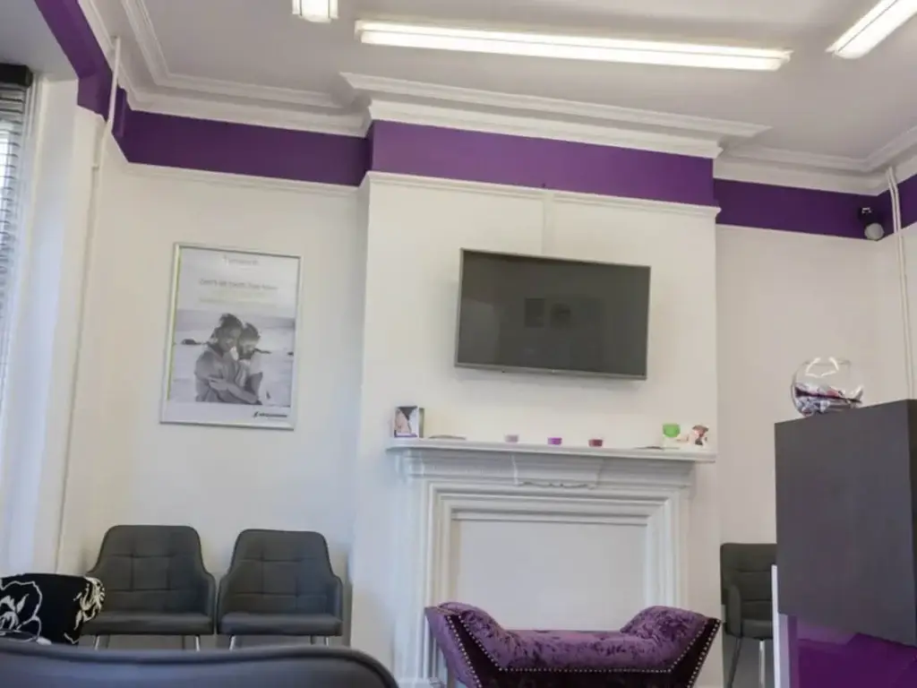 ZAGA Center Tamworth dental clinic expert