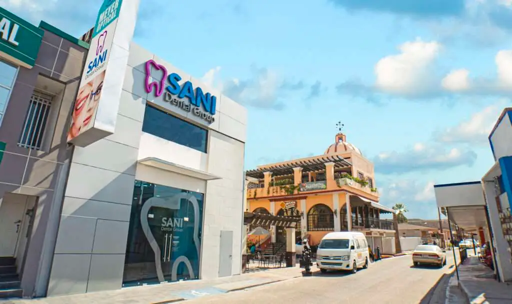 dental specialist Los Algodones