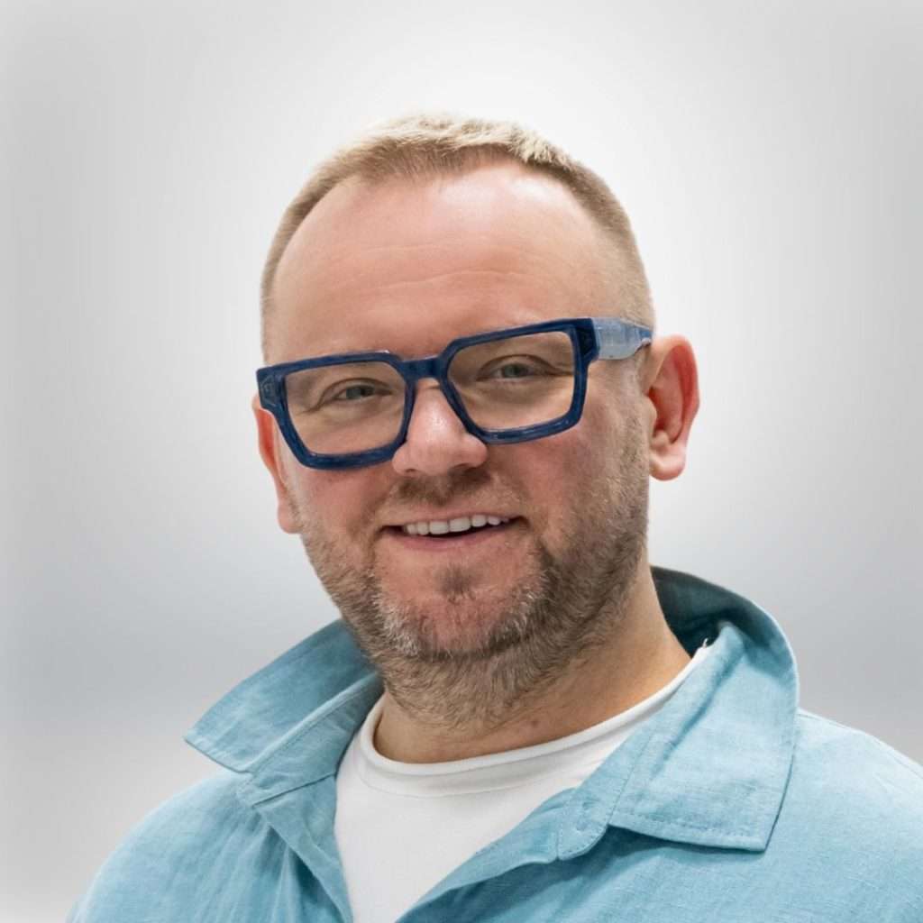Dr. Evgeny Paska